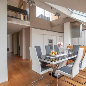 Luxury Duplex With Terrace Praag