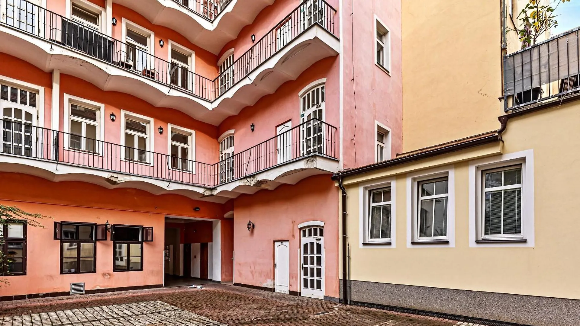 Cosy Studio In Vysehrad Prague Czech Republic